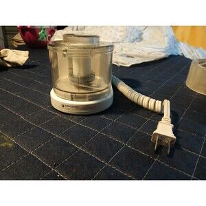 Vintage Black & Decker Handy Chopper HC-20 Mini Food Processor Mincer Tested Wor
